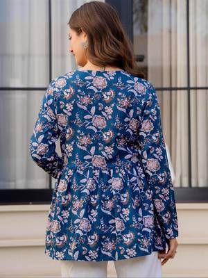 Womens blue self design cotton fabric kurtis 3/4 sleeves v-neck 3