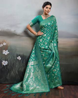 women woven kanjivaram silk blend saree with blouse piece  4