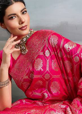 women woven kanjivaram silk blend saree with blouse piece  5