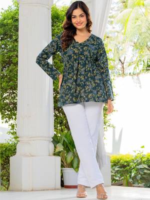 Womens green self design cotton fabric kurtis 3/4 sleeves v-neck 1