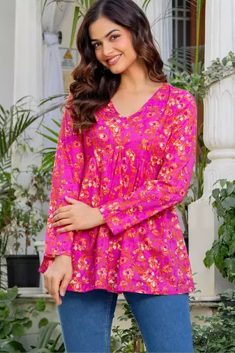 Womens pink self design cotton fabric kurtis 3/4 sleeves v-neck