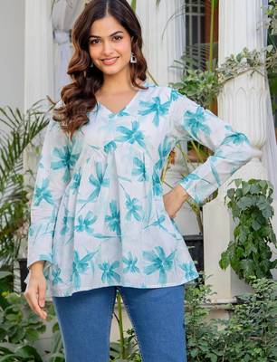 Womens white self design cotton fabric kurtis 3/4 sleeves v-neck 2