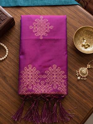 magenta soft silk blend saree for women with red blouse  5