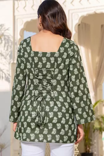 Womens green self design cotton fabric kurtis 3/4 sleeves square neck
