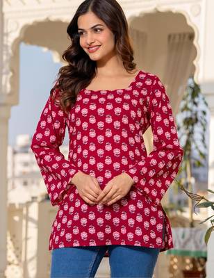 Womens maroon self design cotton fabric kurtis 3/4 sleeves square neck 2
