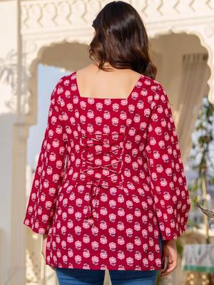 Womens maroon self design cotton fabric kurtis 3/4 sleeves square neck 3