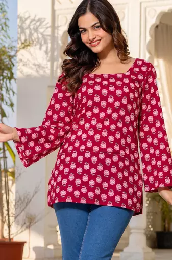 Womens maroon self design cotton fabric kurtis 3/4 sleeves square neck