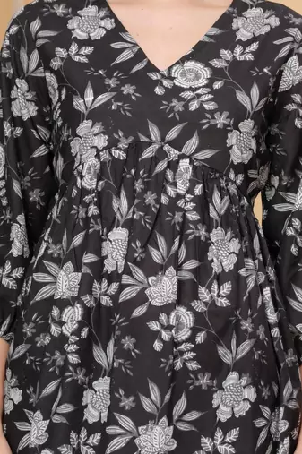 Womens black self design cotton fabric kurtis 3/4 sleeves v-neck