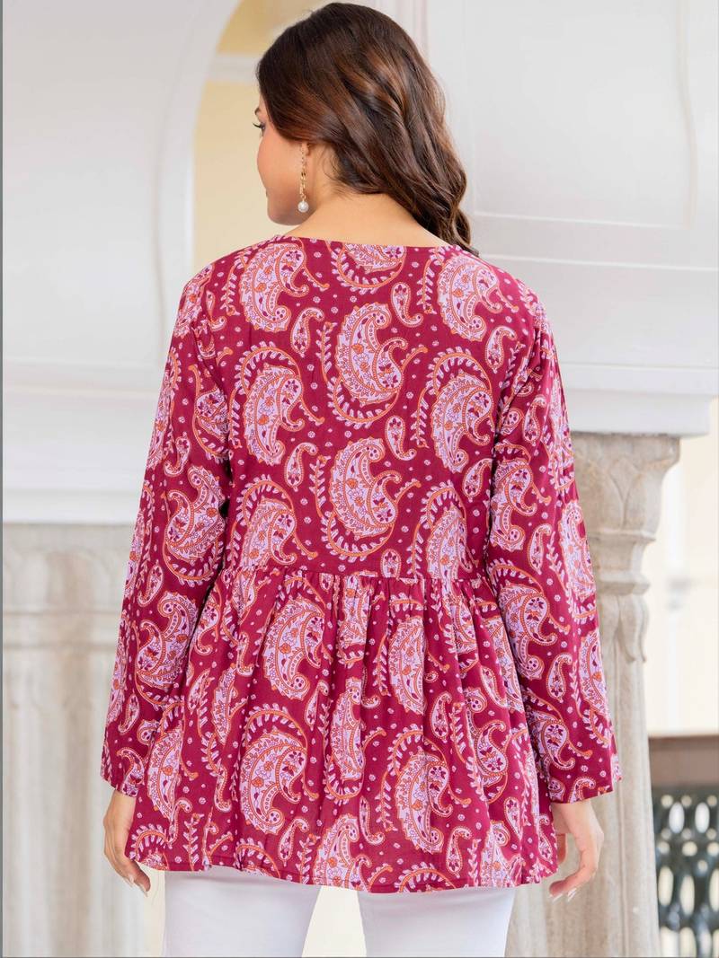 Womens maroon self design cotton fabric kurtis 3/4 sleeves v-neck