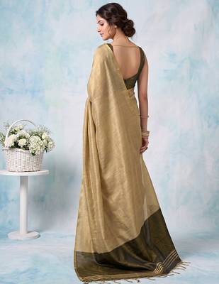 women beige & olive green solid tissue silk blend saree with zari border 2