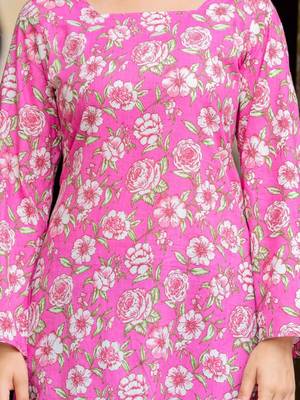 Womens pink self design cotton fabric kurtis 3/4 sleeves square neck 5