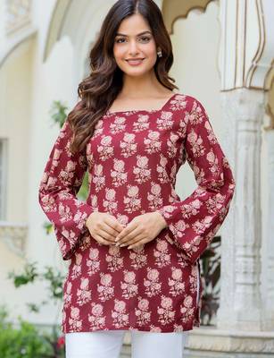 Womens maroon self design cotton fabric kurtis 3/4 sleeves square neck 2