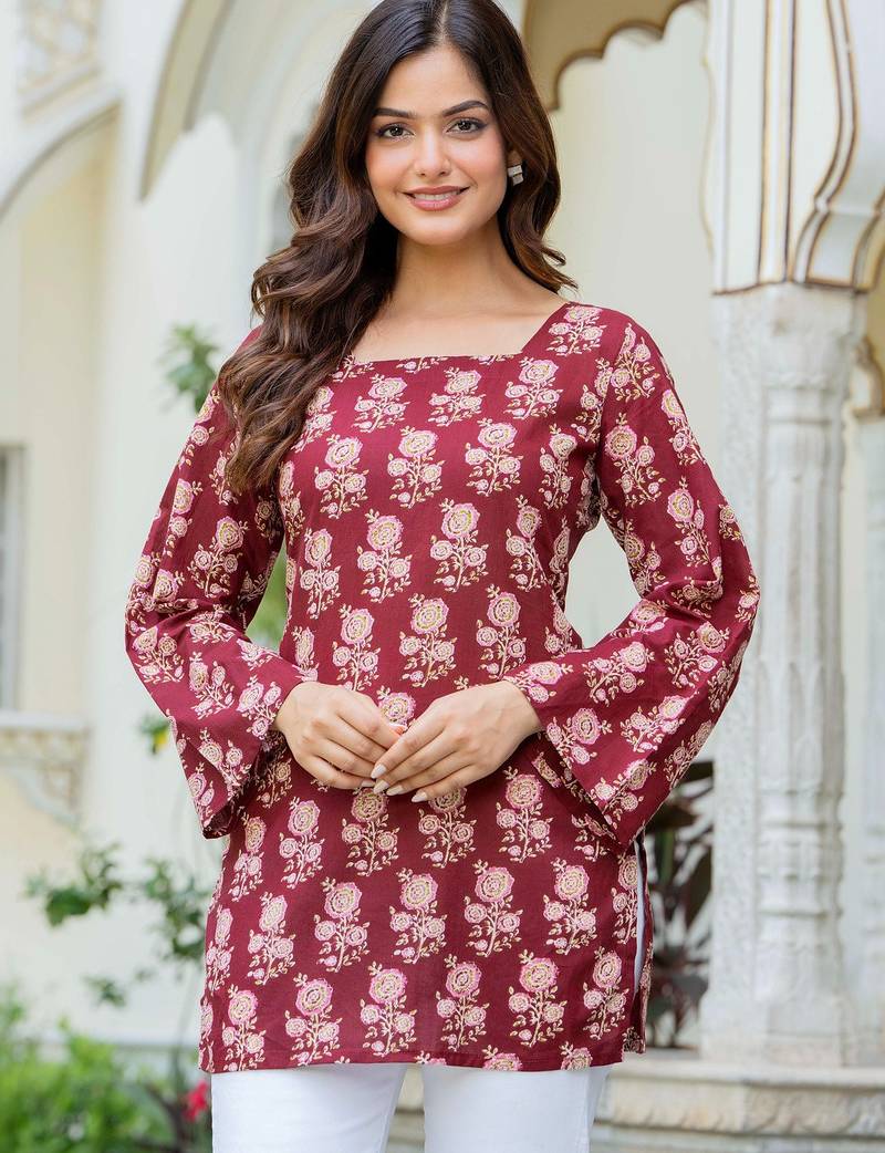 Womens maroon self design cotton fabric kurtis 3/4 sleeves square neck