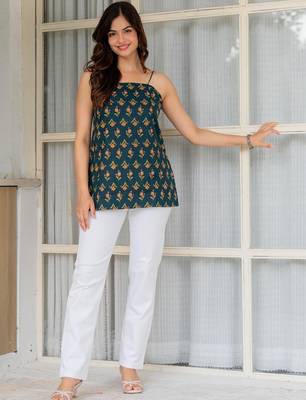 Womens teal self design cotton fabric kurtis sleeveless square neck 4