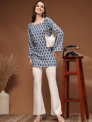 Womens navy blue self design cotton fabric kurtis 3/4 sleeves square neck 1