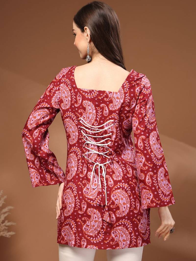 Womens maroon self design cotton fabric kurtis 3/4 sleeves square neck