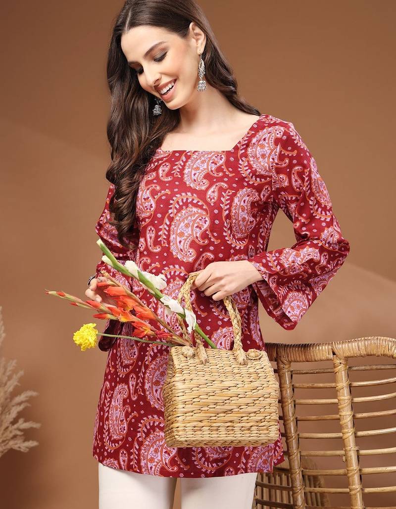 Womens maroon self design cotton fabric kurtis 3/4 sleeves square neck