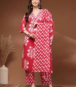 Womens red self design cotton fabric kurta set 3/4 sleeves v-neck