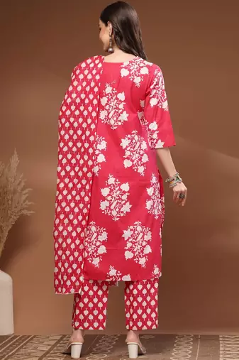 Womens red self design cotton fabric kurta set 3/4 sleeves v-neck
