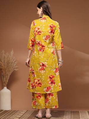 Womens yellow self design cotton fabric kurta set 3/4 sleeves v-neck 2