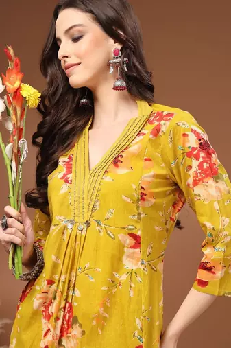 Womens yellow self design cotton fabric kurta set 3/4 sleeves v-neck