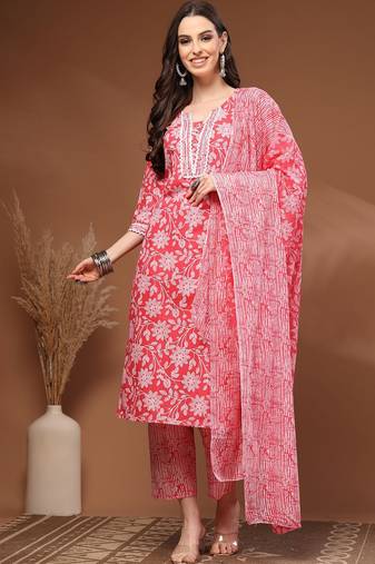 Womens red self design cotton fabric kurta set 3/4 sleeves round neck