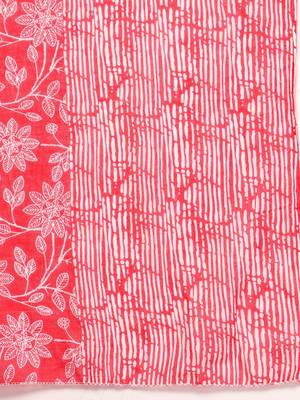 Womens red self design cotton fabric kurta set 3/4 sleeves round neck 4