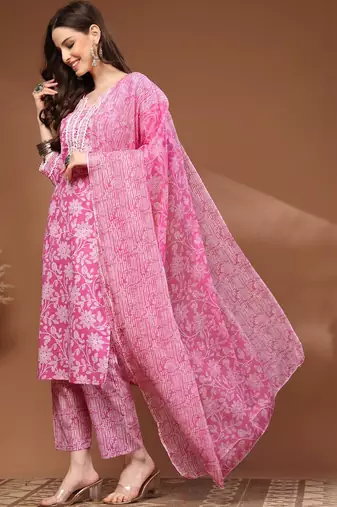 Womens pink self design cotton fabric kurta set 3/4 sleeves round neck
