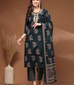 Womens green self design cotton fabric kurta set 3/4 sleeves round neck