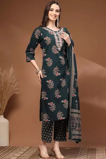 Womens green self design cotton fabric kurta set 3/4 sleeves round neck