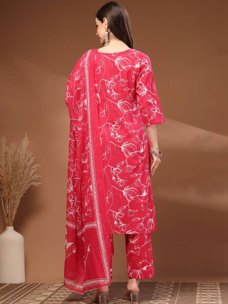 Womens pink self design cotton fabric kurta set 3/4 sleeves round neck