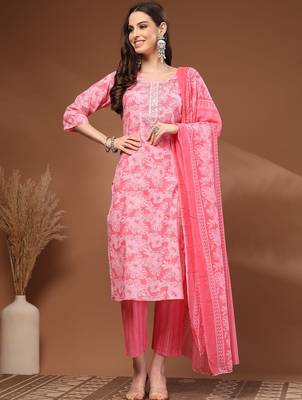 Womens pink self design cotton fabric kurta set 3/4 sleeves round neck 1