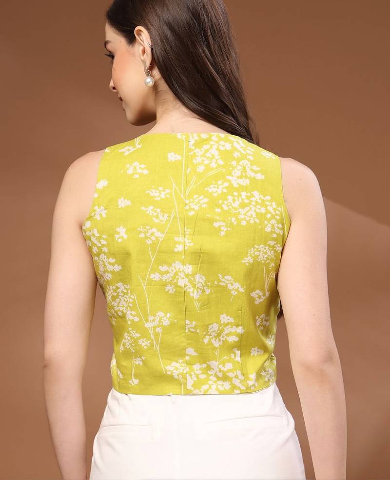 Womens green self design cotton fabric tops 3/4 sleeves v-neck