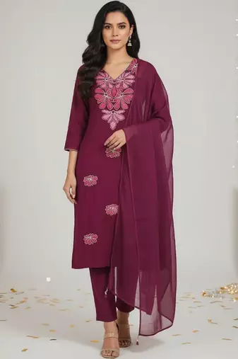 Womens maroon self design cotton fabric kurta set 3/4 sleeves v-neck