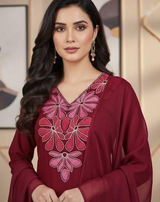 Womens maroon self design cotton fabric kurta set 3/4 sleeves v-neck 5