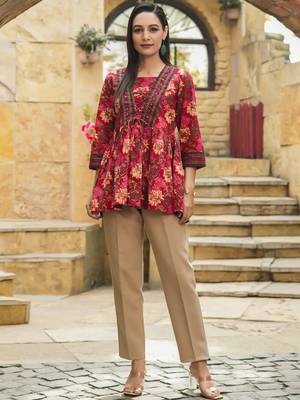 Womens red self design cotton fabric kurtis 3/4 sleeves boat neck 5