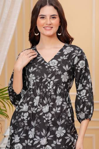 Womens black self design cotton fabric kurtis 3/4 sleeves v-neck