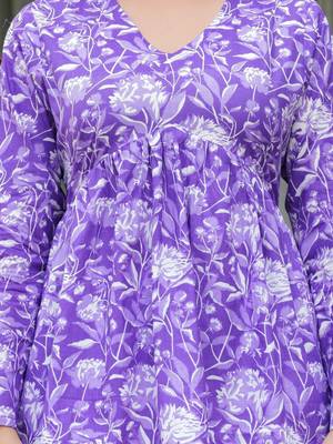 Womens purple self design cotton fabric kurtis 3/4 sleeves v-neck 5