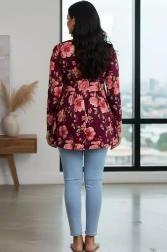 Womens maroon self design cotton fabric kurtis 3/4 sleeves v-neck