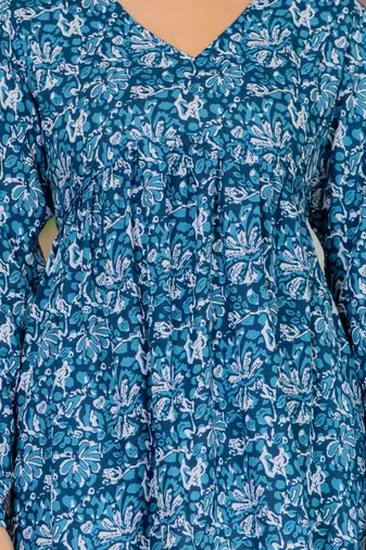 Womens blue self design cotton fabric kurtis 3/4 sleeves v-neck
