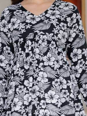 Womens black self design cotton fabric kurtis 3/4 sleeves v-neck 5