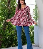 Womens maroon self design cotton fabric kurtis 3/4 sleeves v-neck
