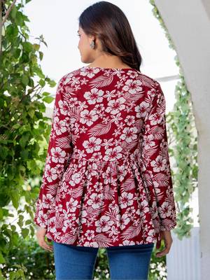 Womens maroon self design cotton fabric kurtis 3/4 sleeves v-neck 3