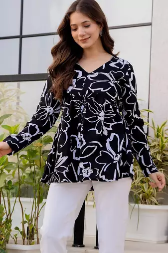 Womens black self design cotton fabric kurtis 3/4 sleeves v-neck
