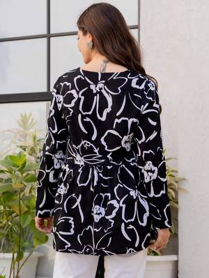 Womens black self design cotton fabric kurtis 3/4 sleeves v-neck 3