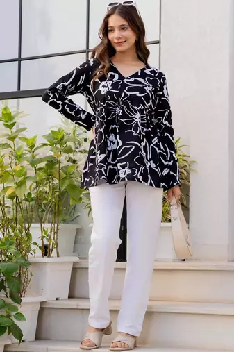 Womens black self design cotton fabric kurtis 3/4 sleeves v-neck