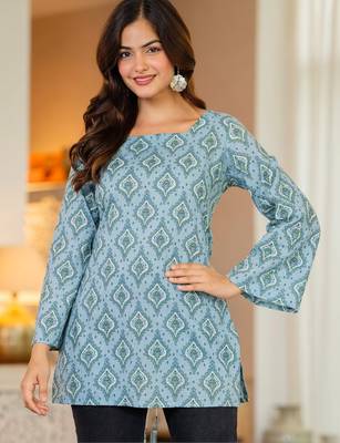 Womens blue self design cotton fabric kurtis 3/4 sleeves sqaure neck 2