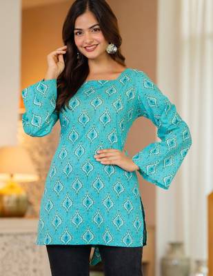 Womens turquoise blue self design cotton fabric kurtis 3/4 sleeves sqaure neck 2