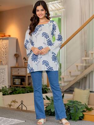 Womens white self design cotton fabric kurtis 3/4 sleeves sqaure neck 1