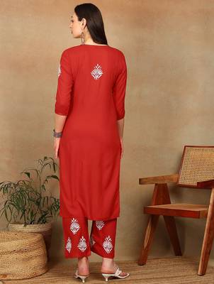 Women red floral embroidered lucknowi chikankari straight liva kurta & palazzo set 2